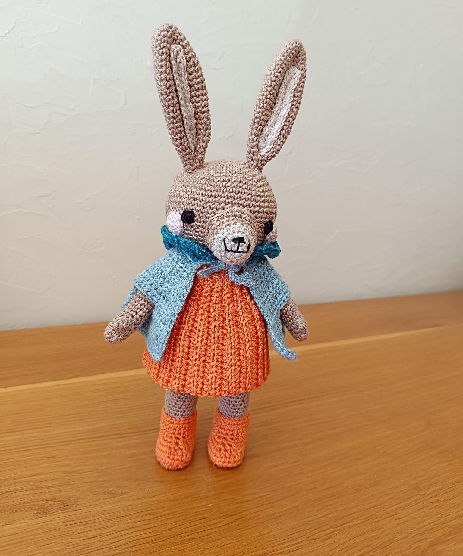 Jeannot lapin a retrouvé ses oreilles!!
